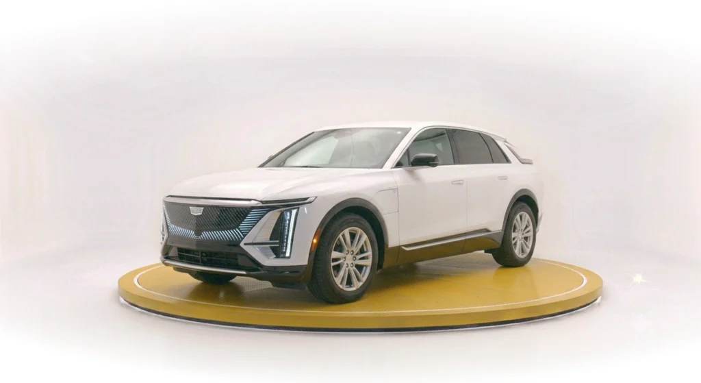 Cadillac-Lyriq
